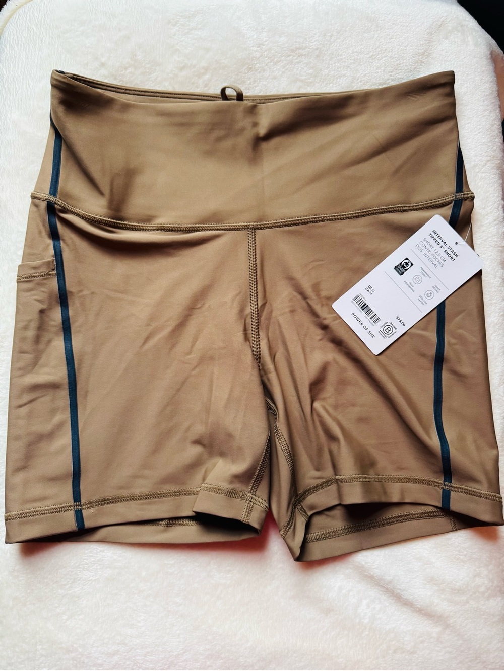 NWT Athleta Interval Stash Ombre Tipped 5” Shorts
